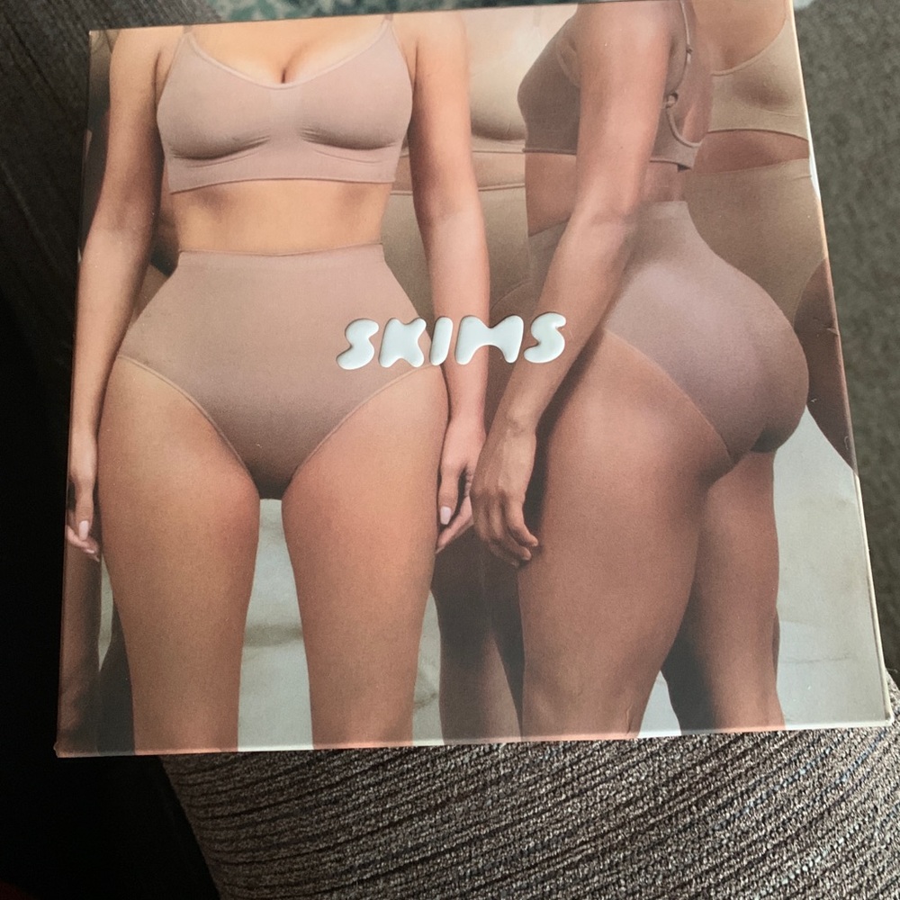 SKIMS sculpting mid-waist brief